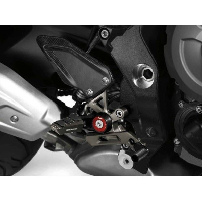 BMW HP pravá stupačka