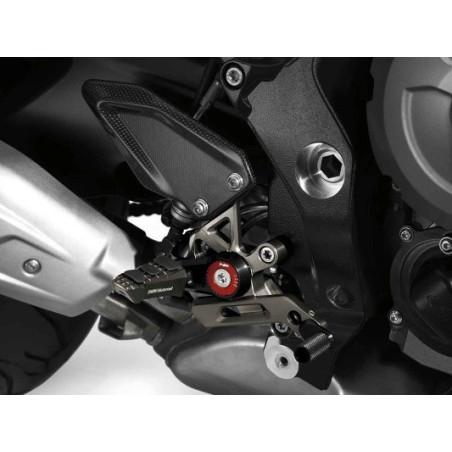 BMW HP pravá stupačka