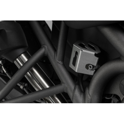 kryt brzdové nádobky Triumph 800/XC