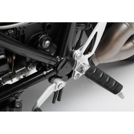 krytka do rámu černá. BMW RnineT (14-)