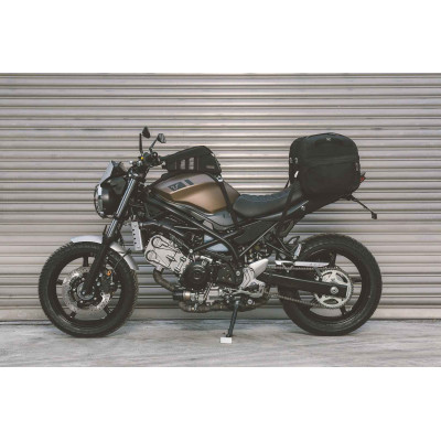 sada customizing'Suzuki SV650 ABS (15.-).'