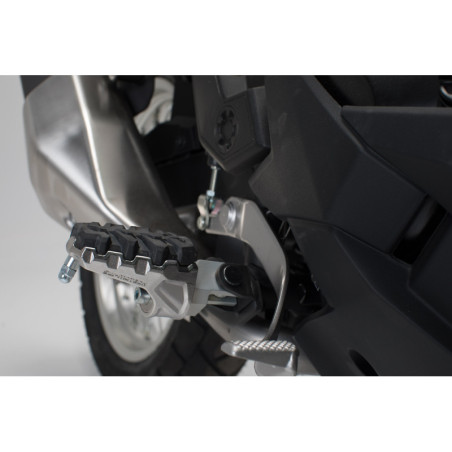 stupačky EVO pro: Kawasaki Versys 1000/ 650/ X 300, BMW S 1000 XR.
