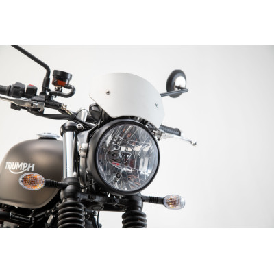 větrný štítek stříbrný Triumph Street Twin 900 (18-).