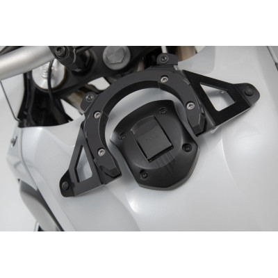 EVO tank ring Black. Yamaha XT 700 Z Ténéré (19-).