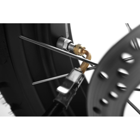 Nadstavec a uhlový ventil