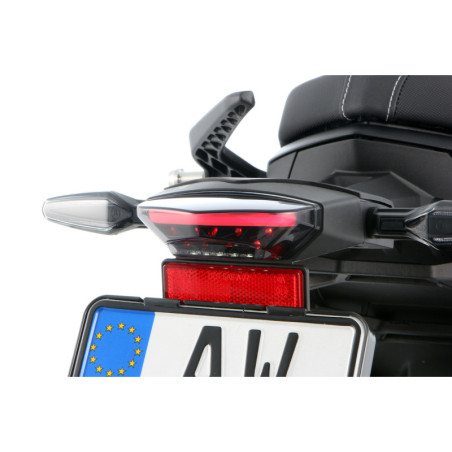 Zadné LED svetlo - tmavé