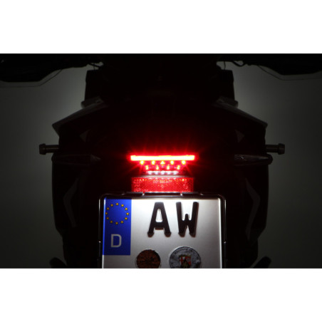 Zadné LED svetlo - tmavé