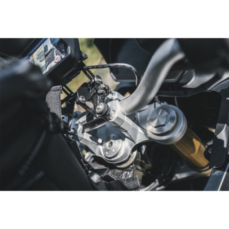 Dvihnutie riadidiel »ERGO« pre modely s navi F750GS