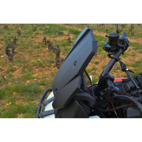 čelné sklo FLOWJET - čierne