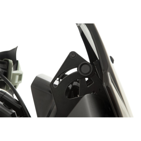 výstuhy čelného skla a držiak zariadenia - ľavý a pravý