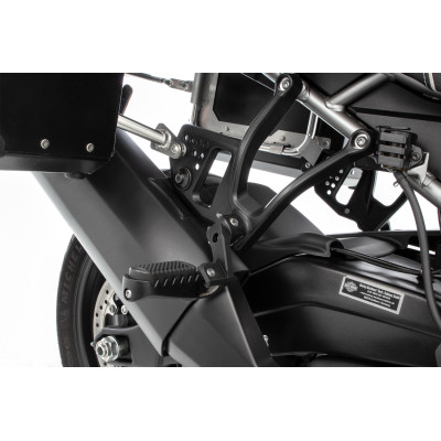 Znížené stupačky spolujazdcove - čierne