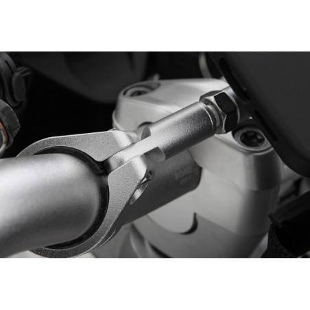 Stredová vzpera riadidiel Wunderlich - strieborná