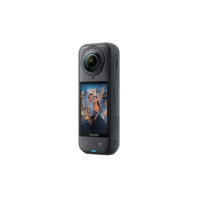 Insta360 X5