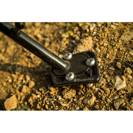 Zväčšenie plochy bočného stojana pre znížené