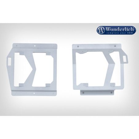 Držial alu kufrov na stenu sada