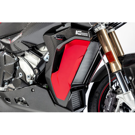 Kryt chladiča -Carbon pravý